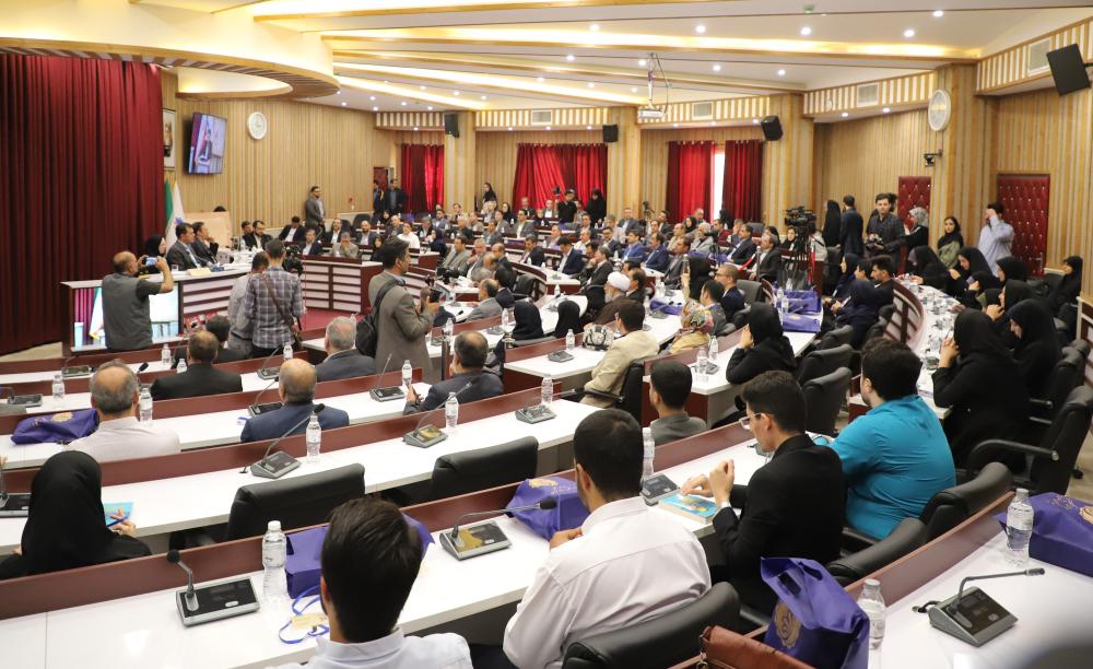 مرجعیت علمی در ۲۷ رشته با راه‌اندازی پروژه چشمه نور